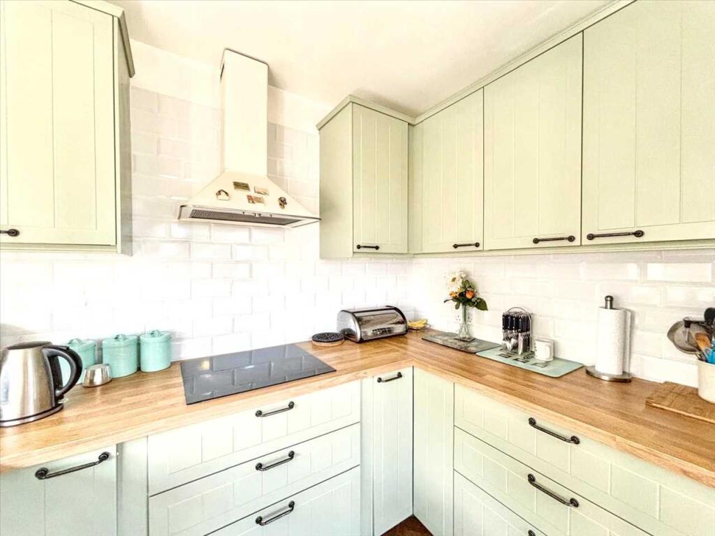 House in Ashfield, Kirkby-in-Ashfield, Nuncargate - More