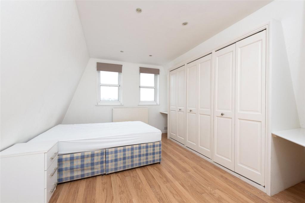 Apartment in London - More