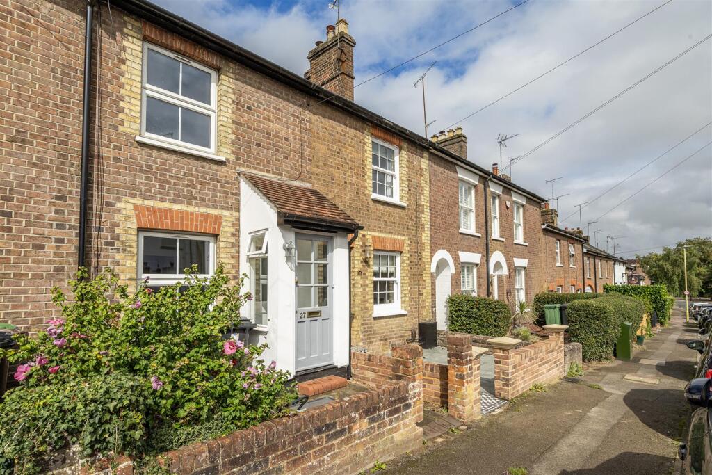 Main image of property: Cravells Road, Harpenden
