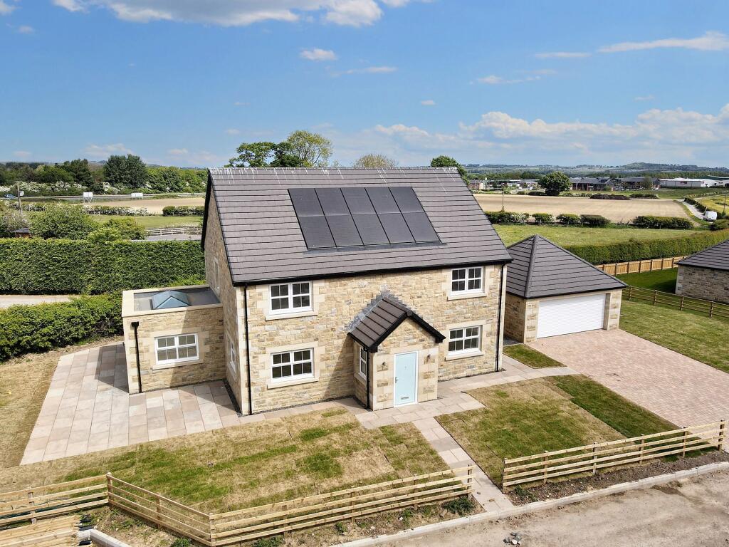 4-bed detached on 1, Maple Drive, Alnwick, NE66, £650,000