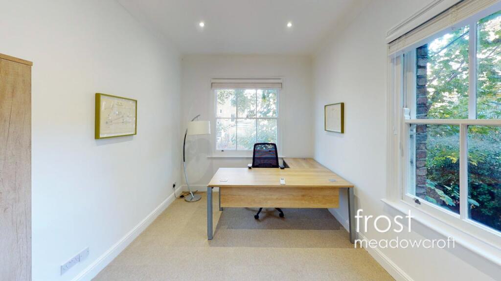 60PembrokeRoad Kensington W8 office to let west London office 3.jpg