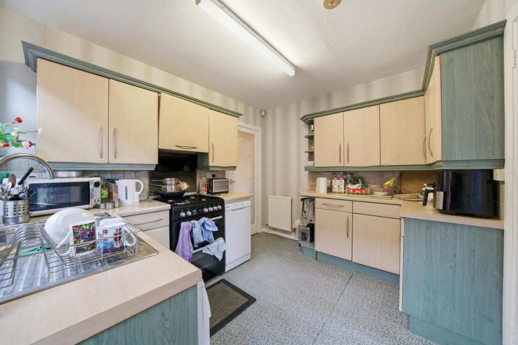 House in Rushcliffe, Compton Acres - View 5