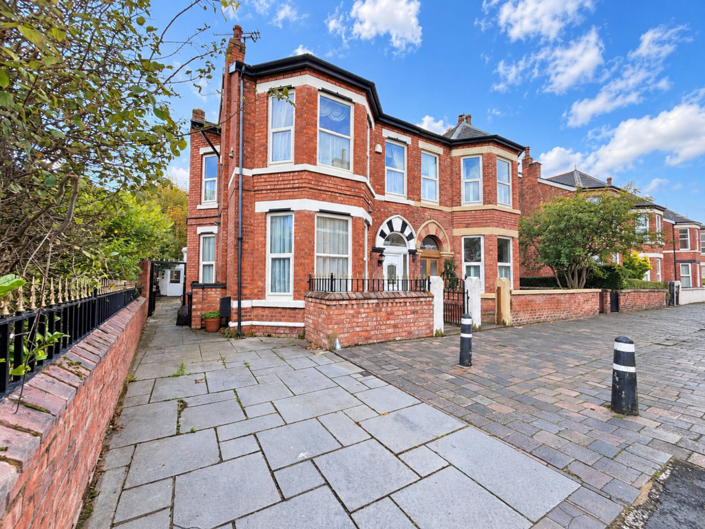 York Avenue, Southport, PR8