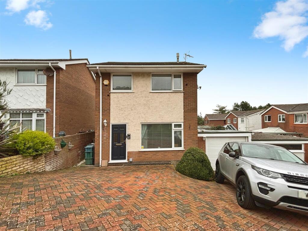 Main image of property: Bron Wern, Llanddulas, LL22