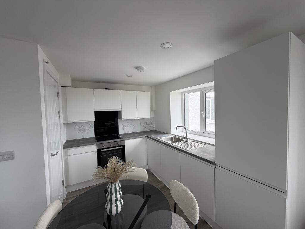 Apartment in Liverpool - View 4