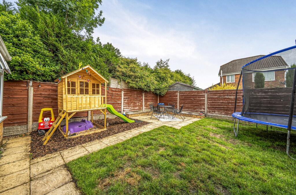Gilwood Grove, Gladewood, Middleton, Manchester, M24 photo 2