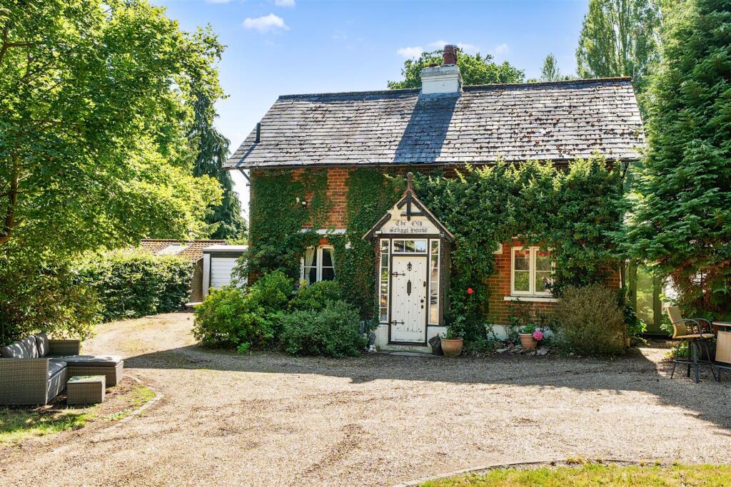 3-bed detached on Church Lane, Headley, £850,000