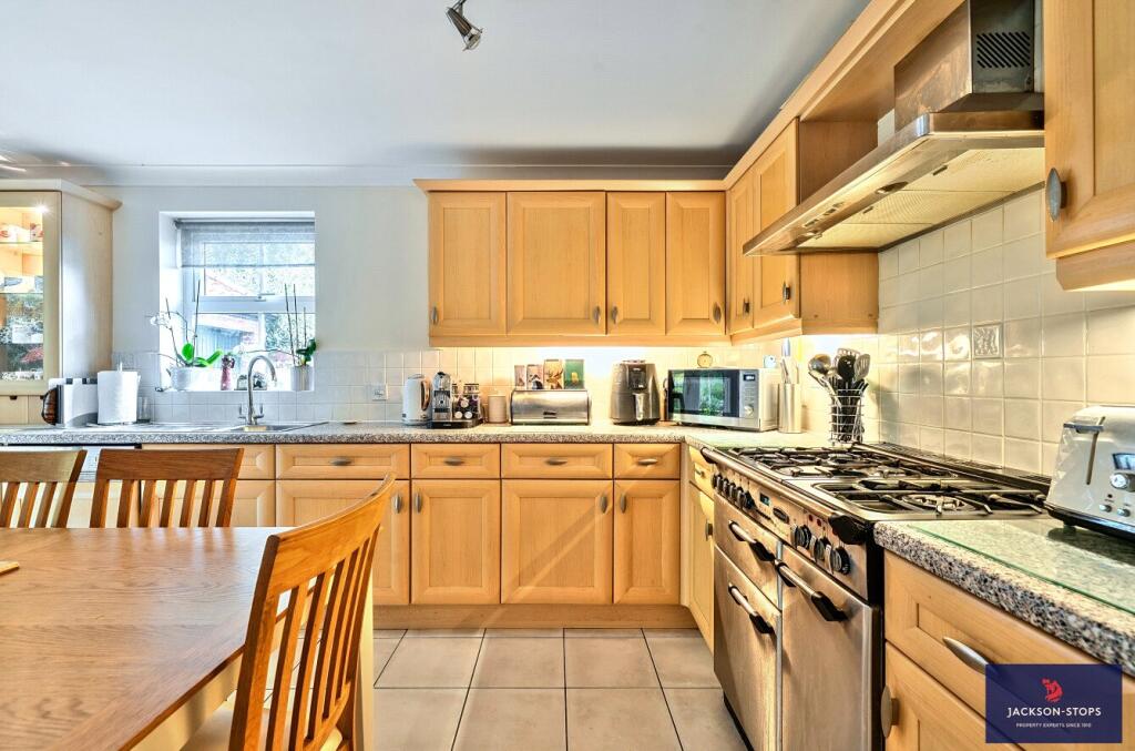 House in Milton Keynes - View 5