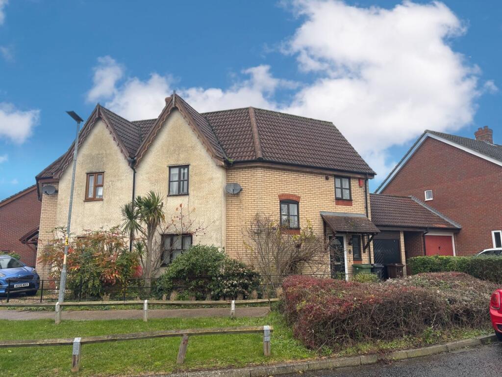 Main image of property: Bramble Way, Wymondham