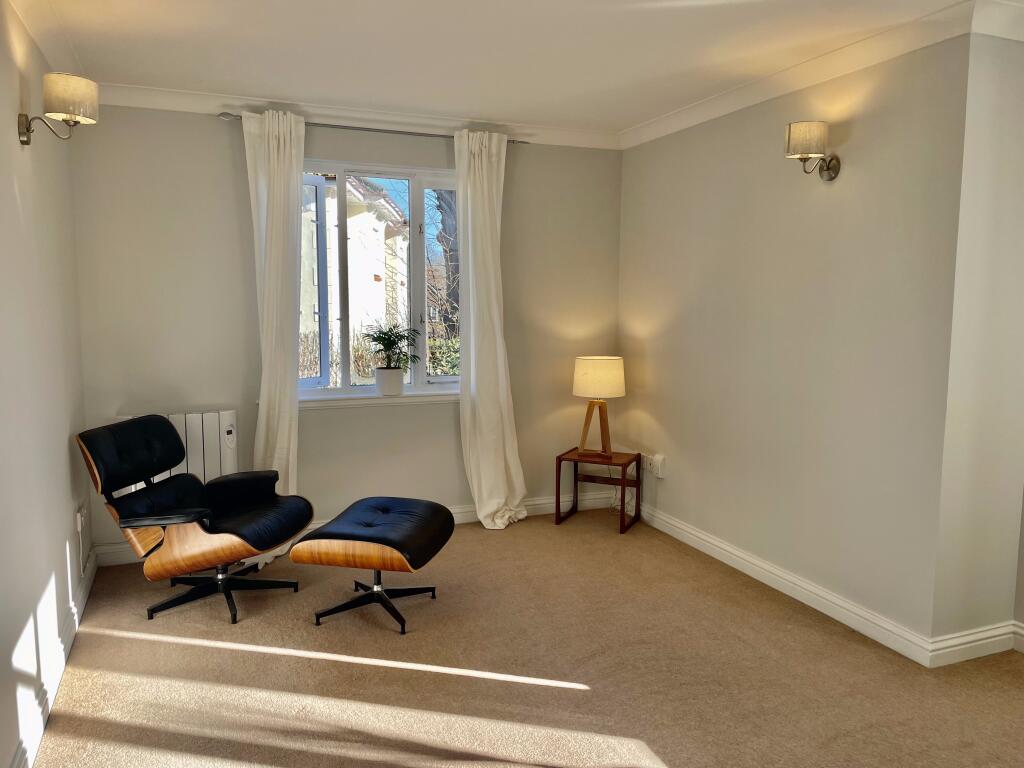 Fetcham, Leatherhead, Surrey, KT22 photo 2