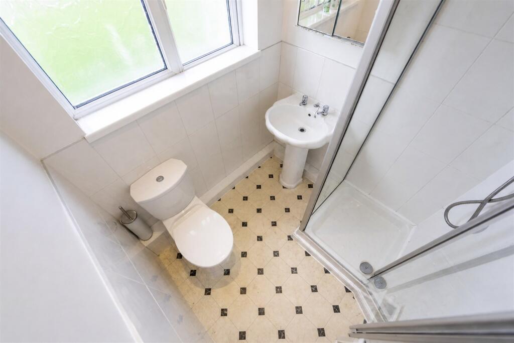5 bedroom house for rent