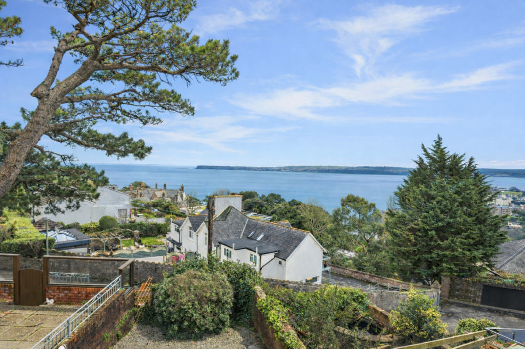 2-bed terraced on Gainsborough Close, Torquay, Devon, TQ1 2SB, £330,000