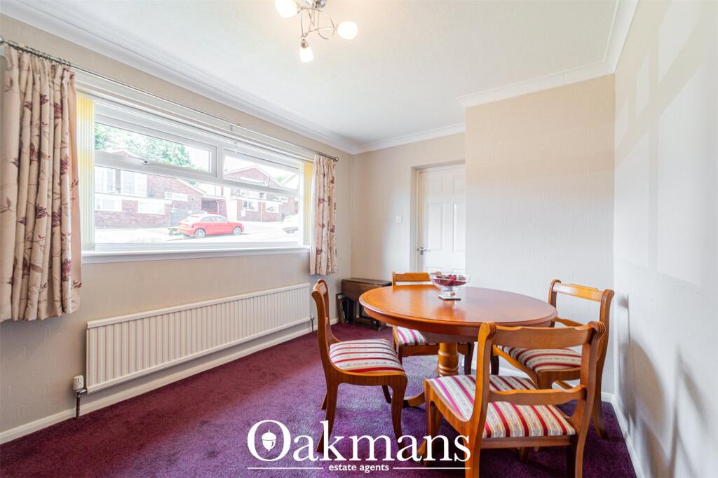 House in Bromsgrove, Catshill and North Marlbrook CP - More