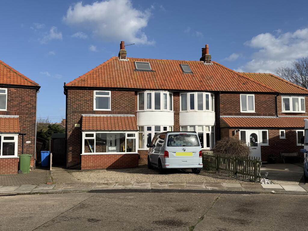 3-bed semi-detached on 7 Dunsley Crescent, Whitby, North Yorkshire, YO21 3JH, £295,000