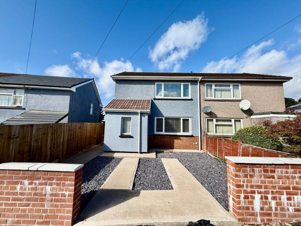 House in Pontllanfraith, Caerphilly