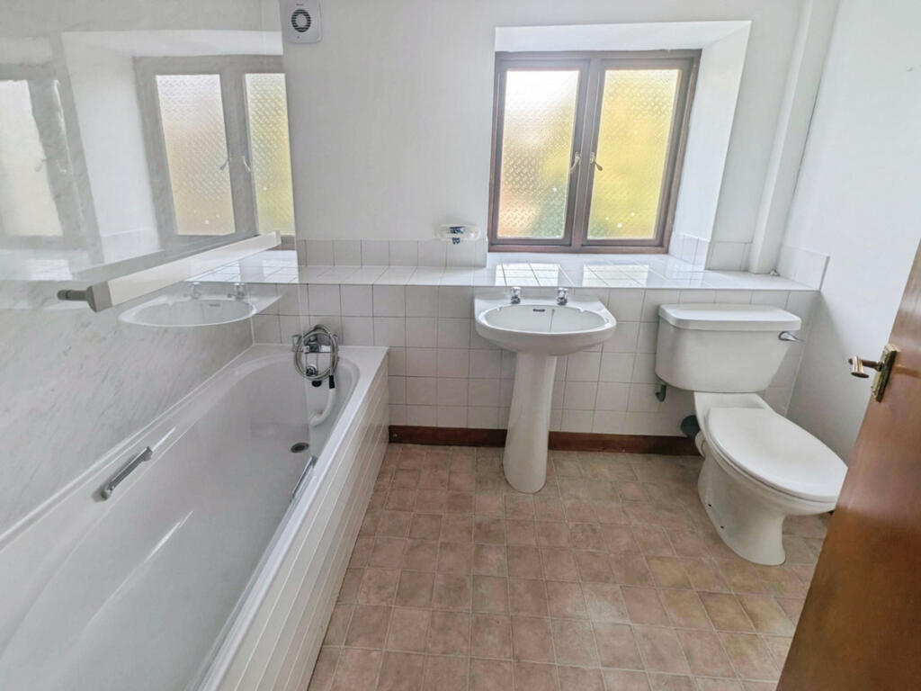2 Coldbeck Barn, Ravenstonedale CA17 4LW - More