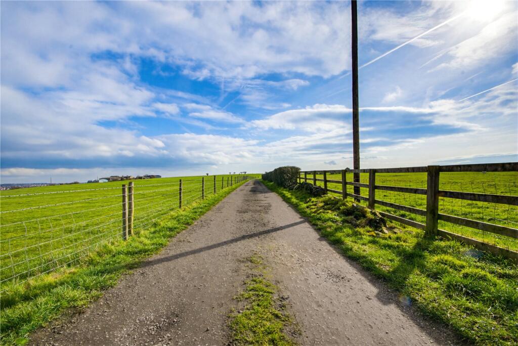 Additional image 34 of Oxford Road, Gomersal, BD19