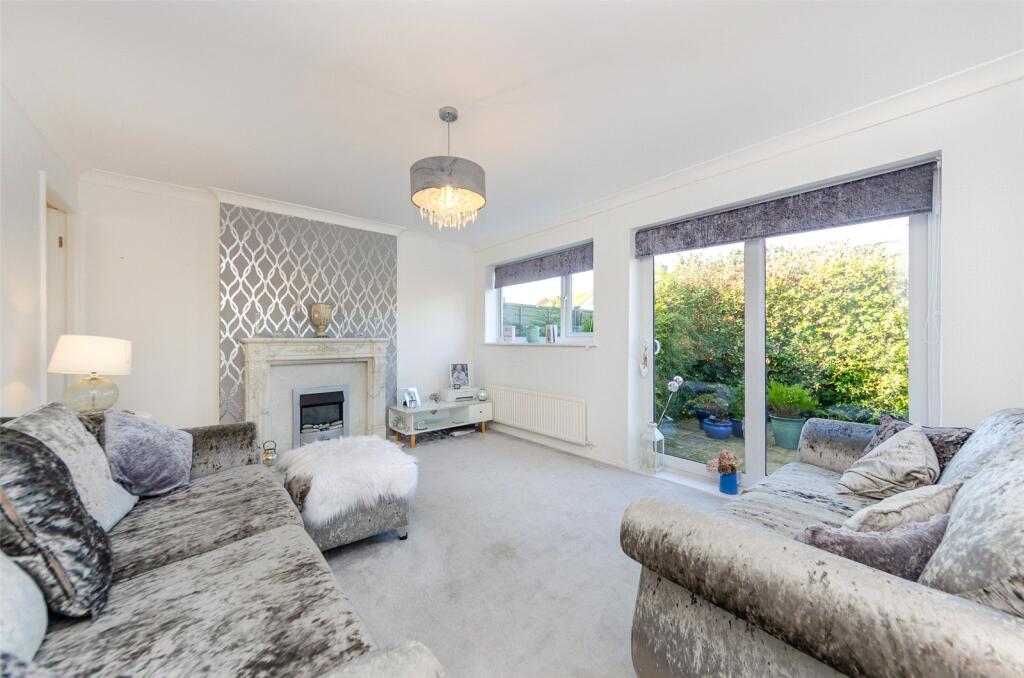 Riviere Avenue, Llandudno, Conwy, LL30 photo 3