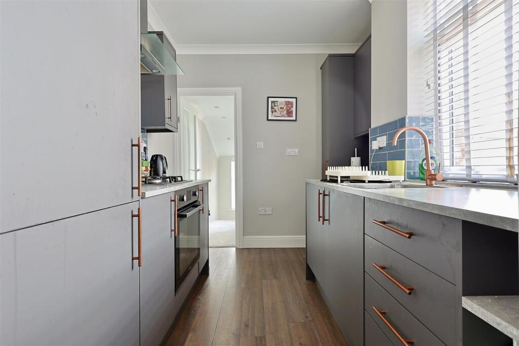 Apartment in Newcastle upon Tyne, Heaton - View 2