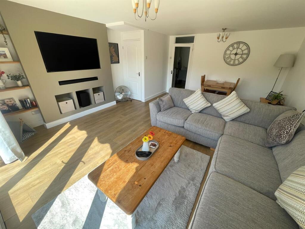 House in Crewkerne, Somerset - View 2