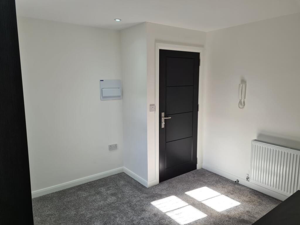 Apartment in Bolton - View 5