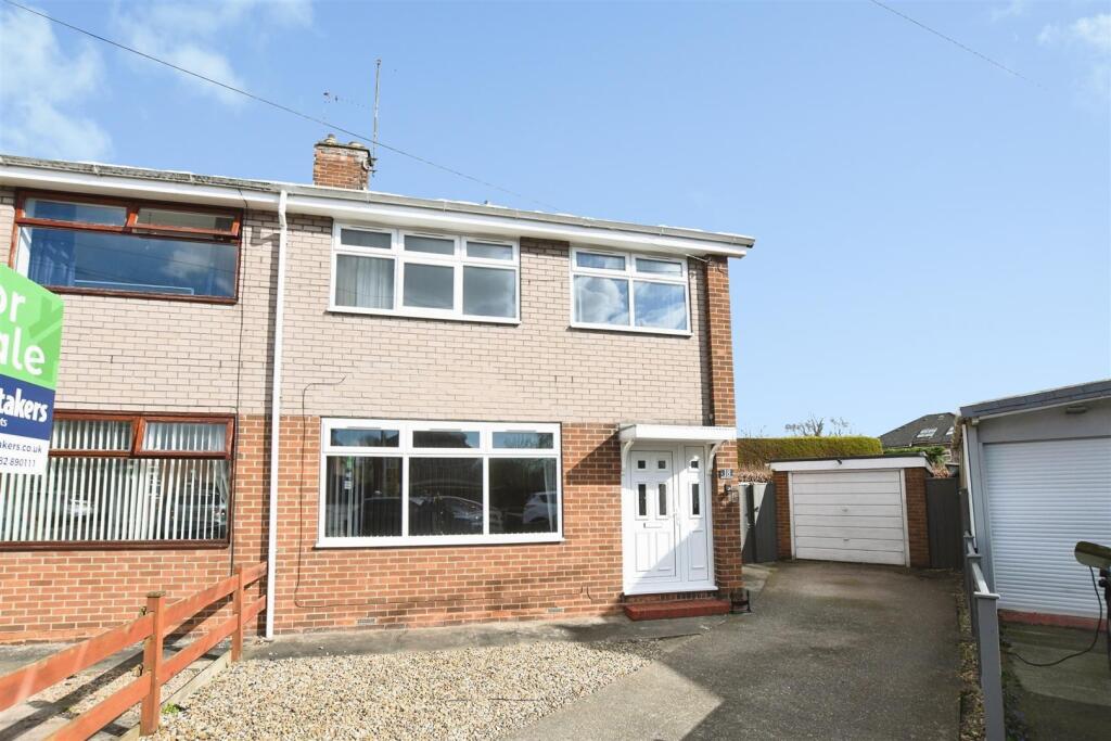 Main image of property: Roslyn Crescent, Hedon, Hull