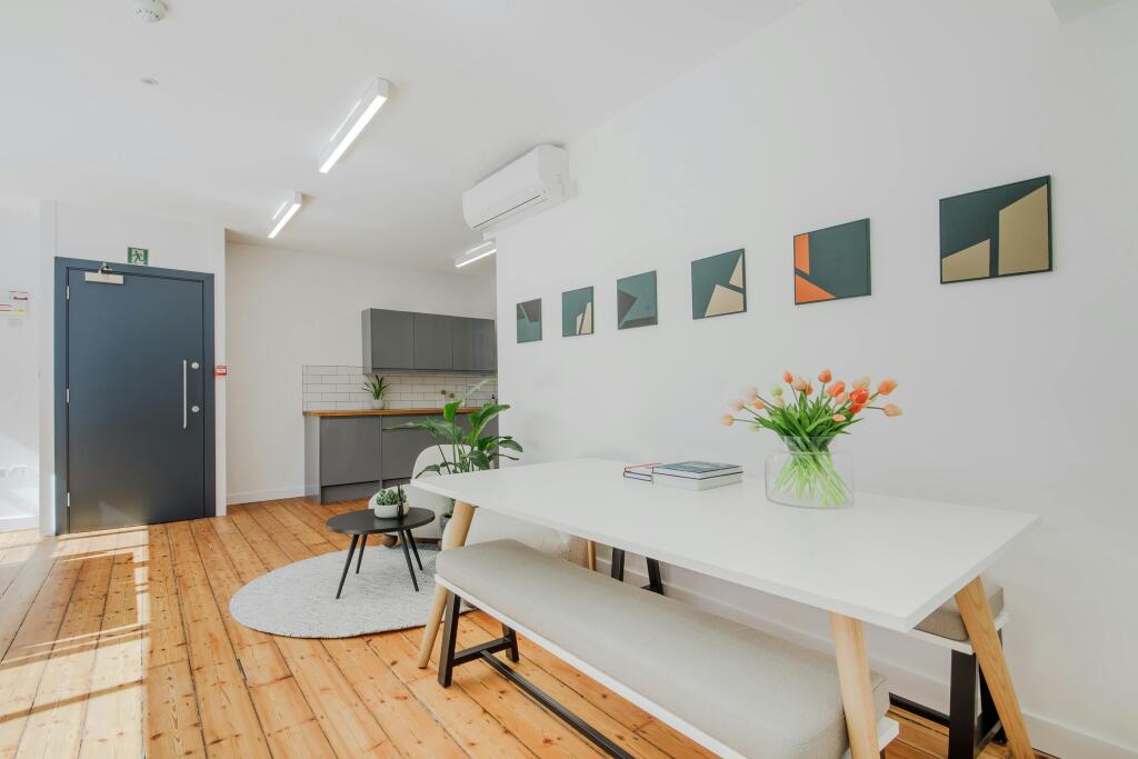 office 6.jpg