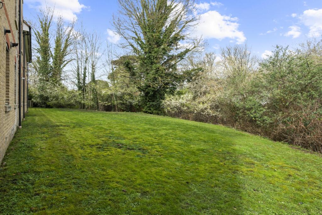 London Road, Sawbridgeworth, Hertfordshire, CM21 photo 3