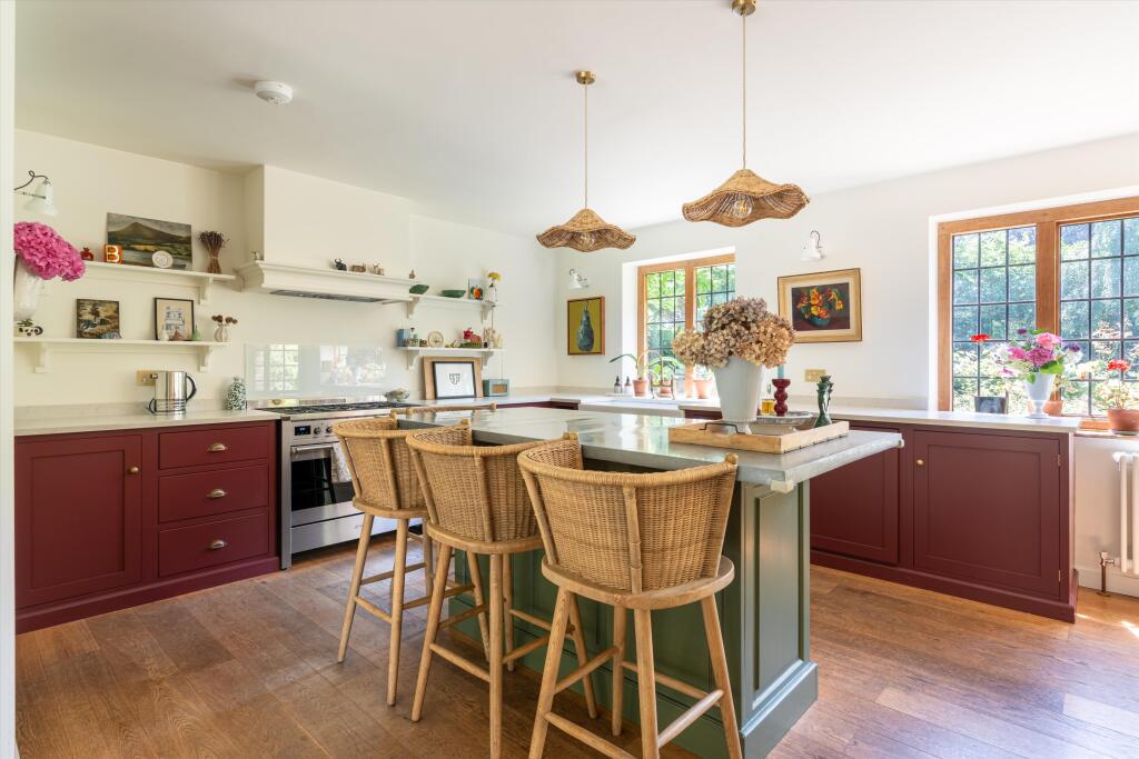 House in Waverley, Godalming - View 5