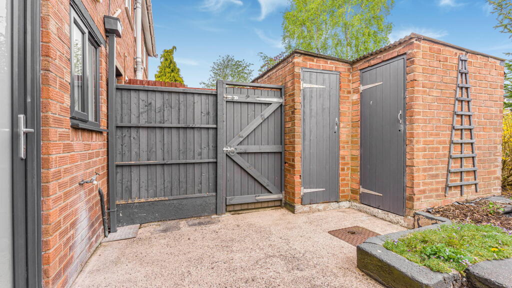 Additional image 22 of 21 MacGregor Crescent, Tamworth, B77 3JS