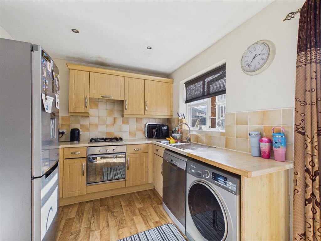 House in Ingleby Barwick, Stockton-on-Tees - More