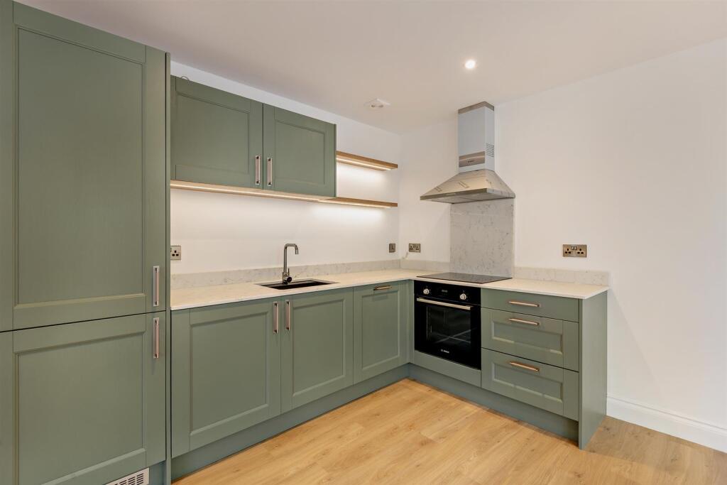 Charlton Lane, West Farleigh, Maidstone photo 2