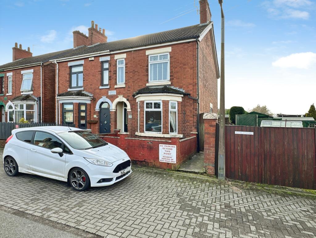 2-bed terraced on New Road, Woodville, Swadlincote, Derbyshire, DE11, £175,000