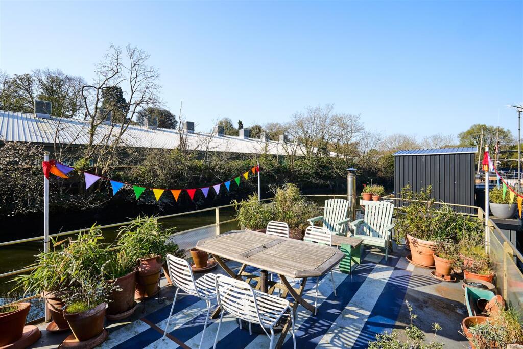 House in London - View 3