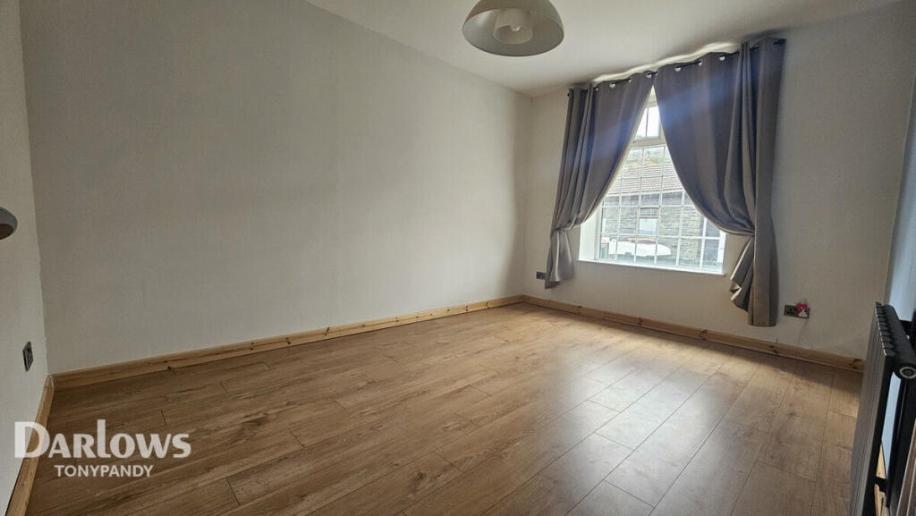 House in Gelli, Ystrad - More