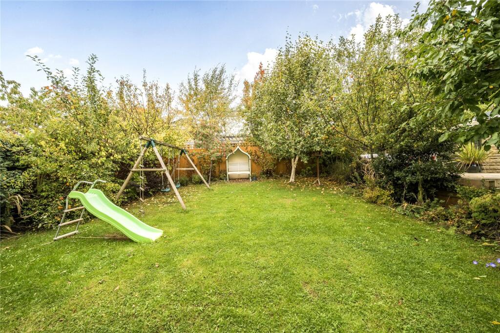 Charles Close, Osbaston, Monmouth, Monmouthshire, NP25 photo 2