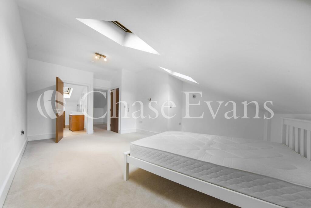 4 bedroom terraced house for rent
