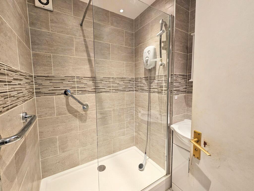 Apartment in Birmingham, Boldmere, New Oscott - View 3