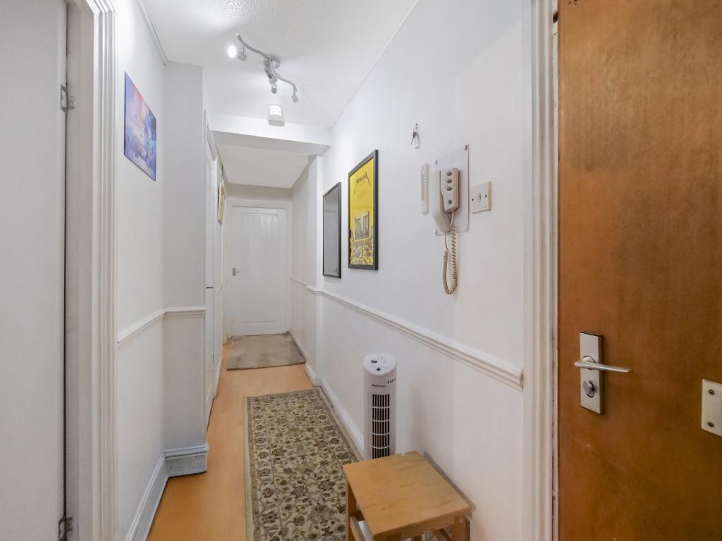 42, West Graham Street, Glasgow, G4 9LH photo 4