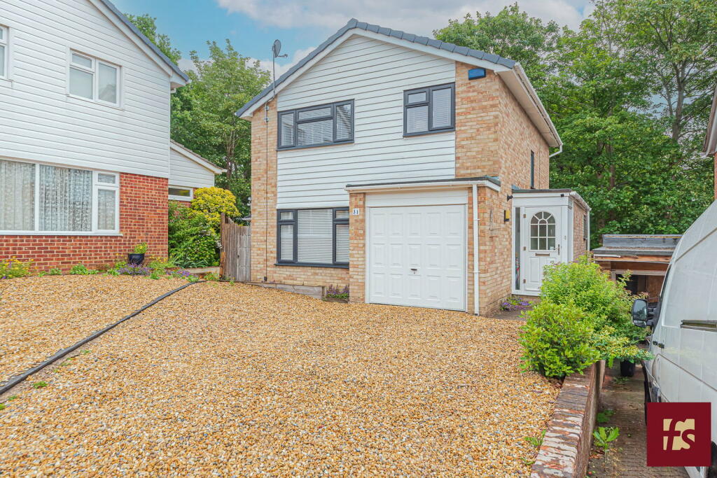 Main image of property: Long Mickle, Sandhurst, Berkshire, GU47 8QN