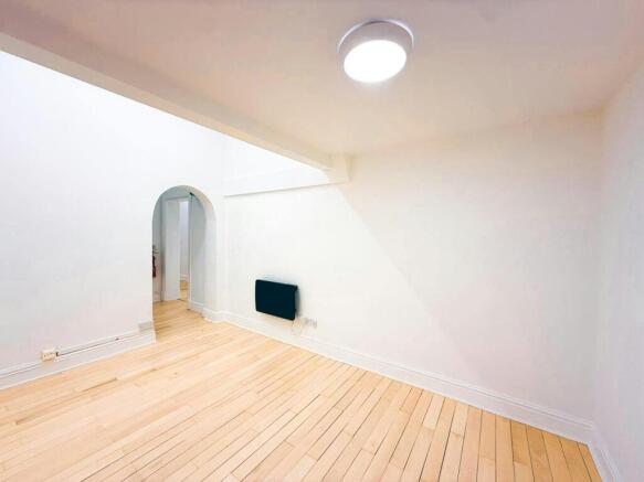 Kings Court_office to let_altrincham-18.jpg