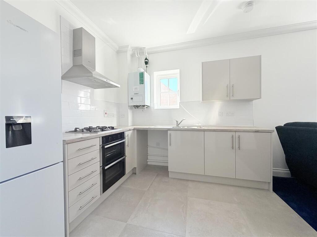Quarry Avenue, Needham Market photo 3
