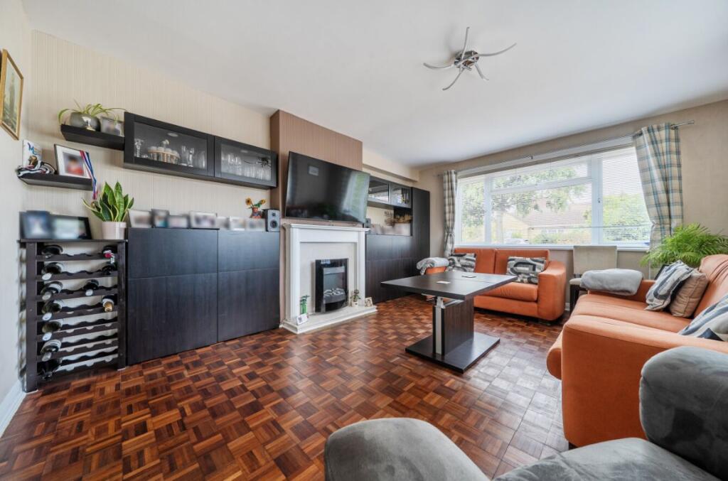 House in Milton Keynes - View 3
