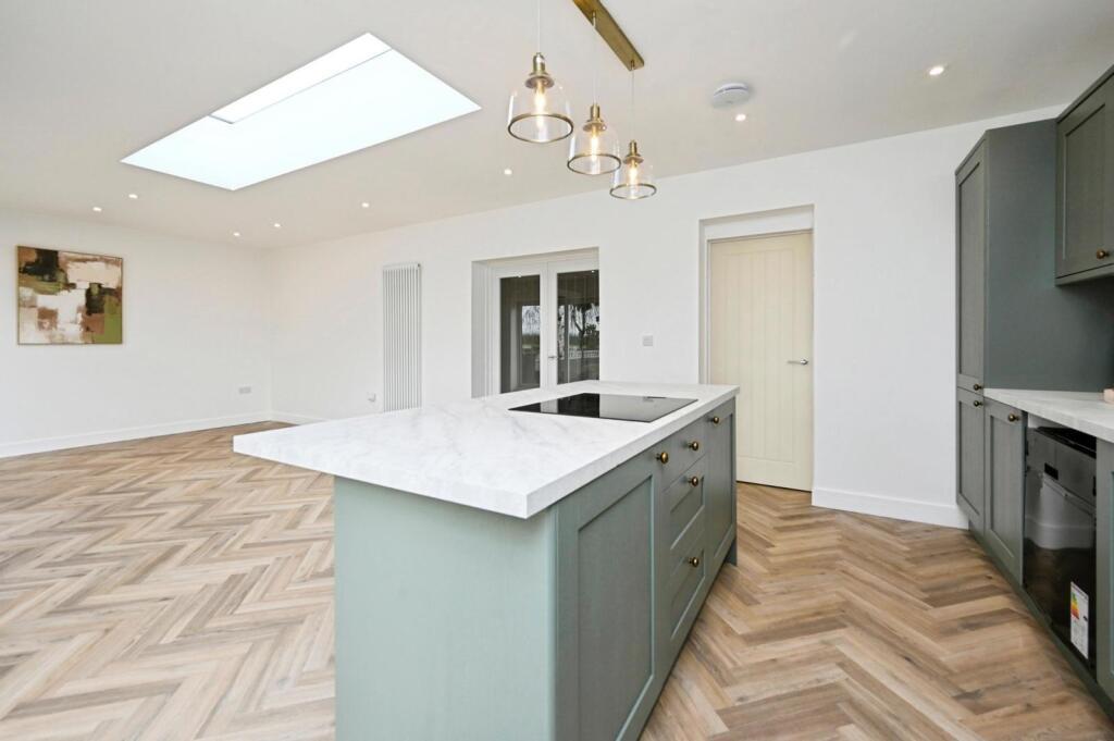 House in Nottingham - View 4