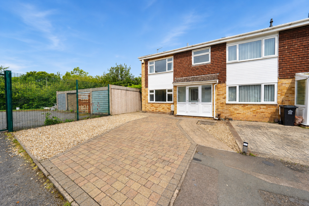 Main image of property: Ashlyns Rise, Leicester, Leicestershire