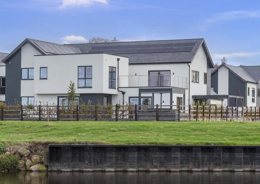 Main image of property: The Westminster, Marina Quays, Newark, Nottinghamshire, NG24