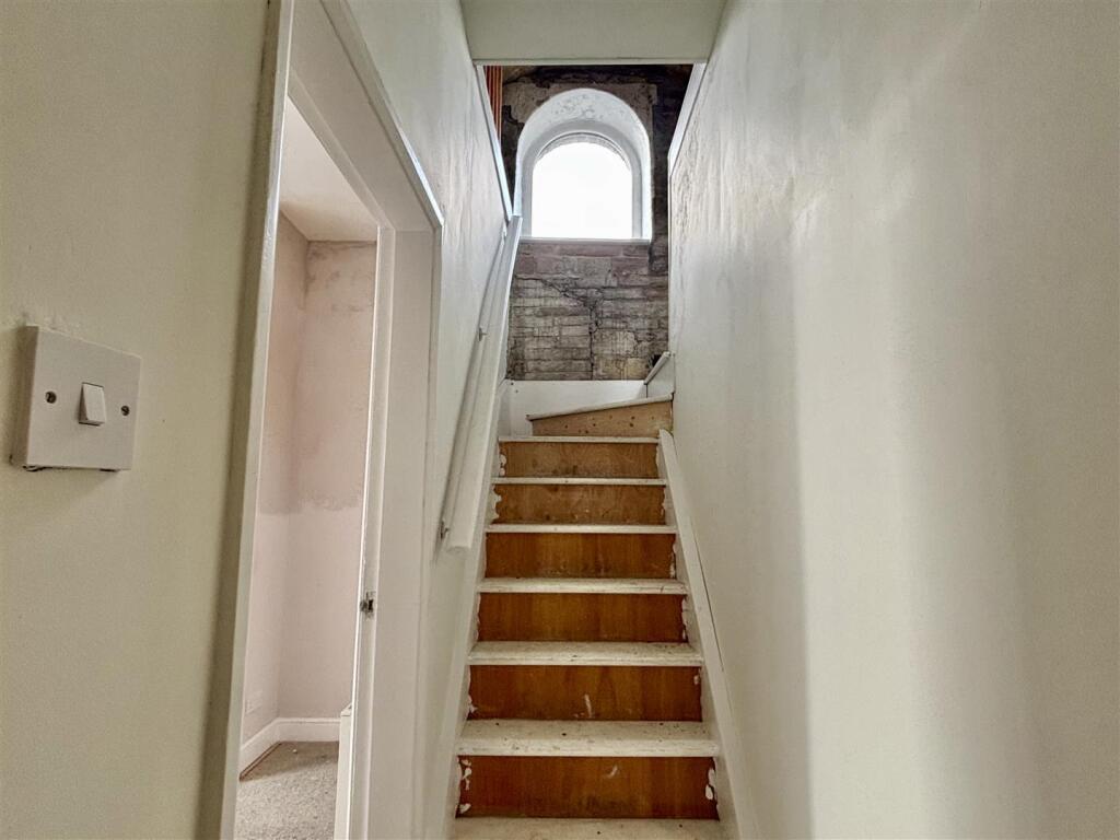 Additional image 16 of West End, Queensbury, Bradford