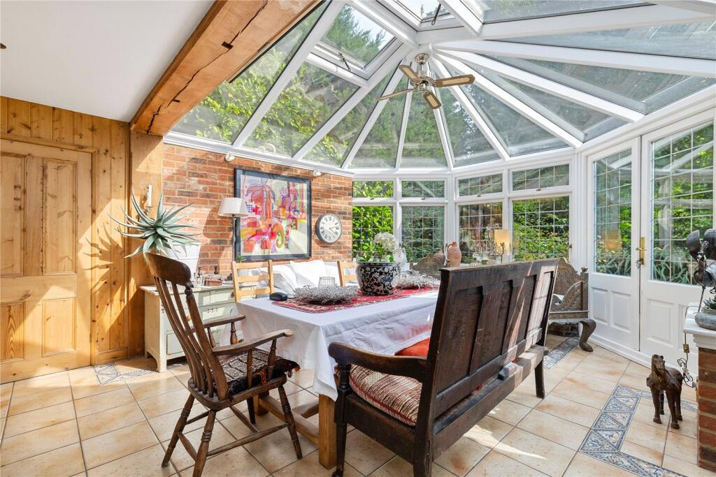 House in Waverley, Wonersh - More