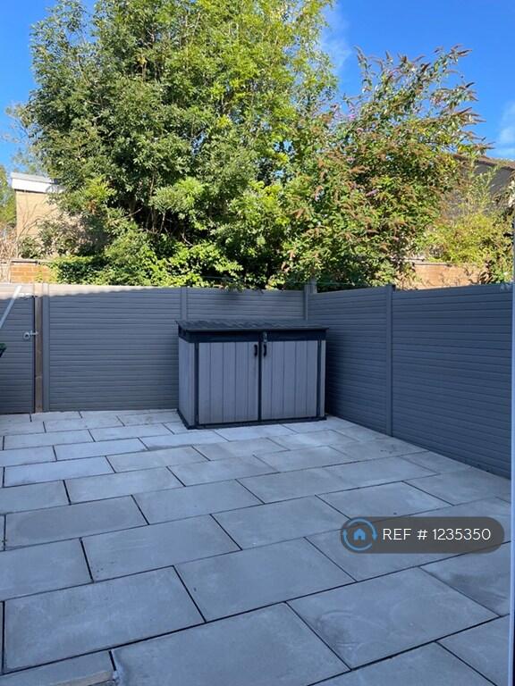 House in Leeds - View 5