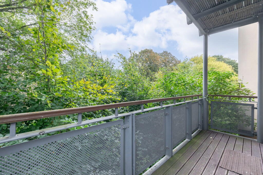 Princess Elizabeth Way, Cheltenham, GL51 7NY - View 5